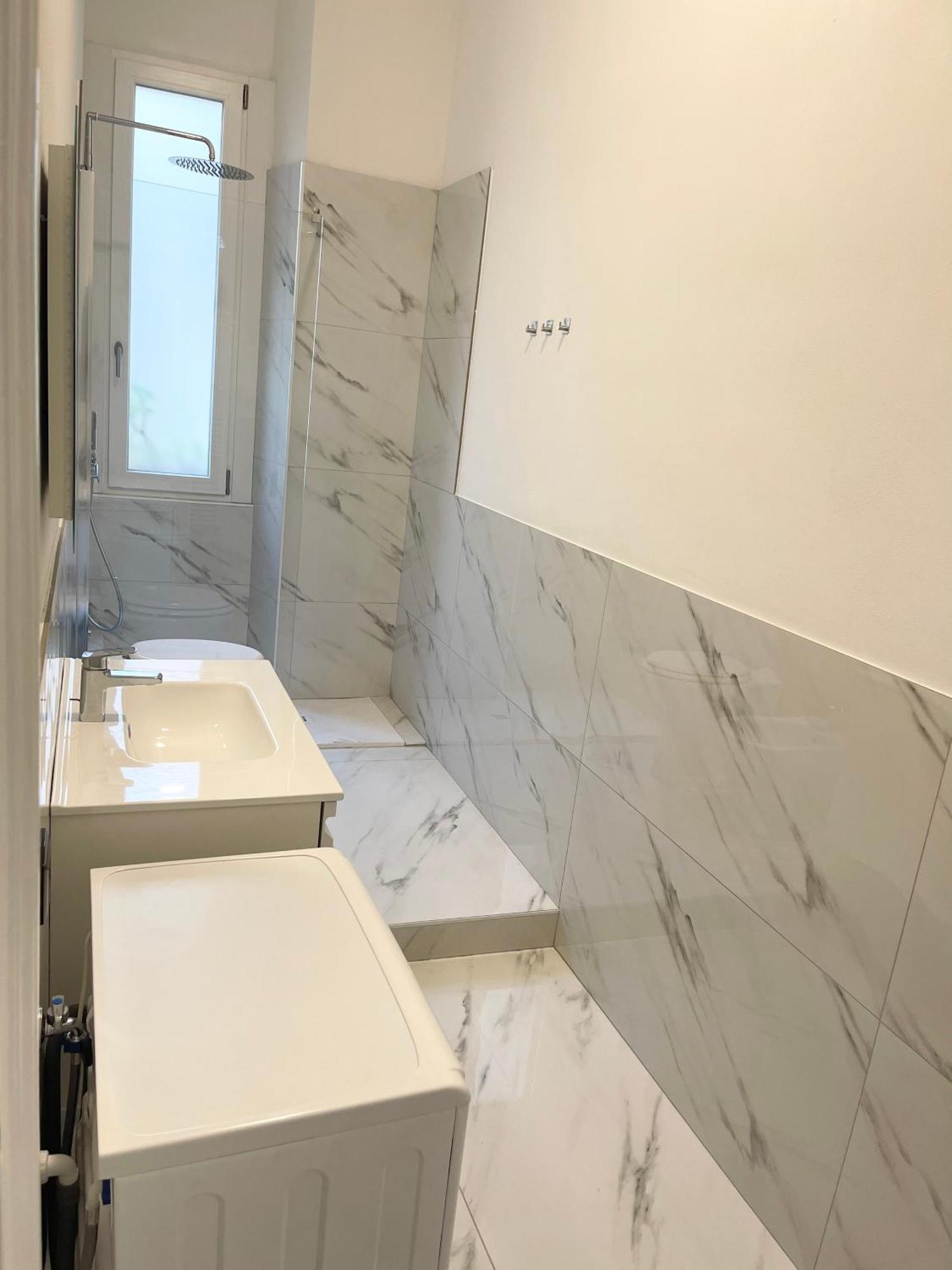 Ampio Bilocale Zona Navigli Apartment Milan Bagian luar foto